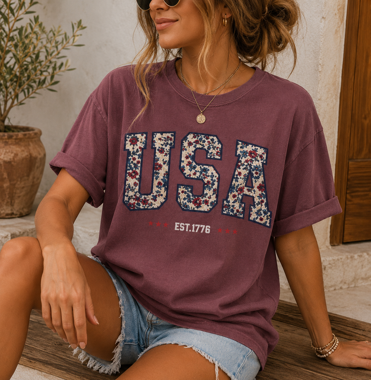 Floral USA Graphic Tee, Vintage Americana Comfort Colors Shirt, Retro Patriotic EST.1776