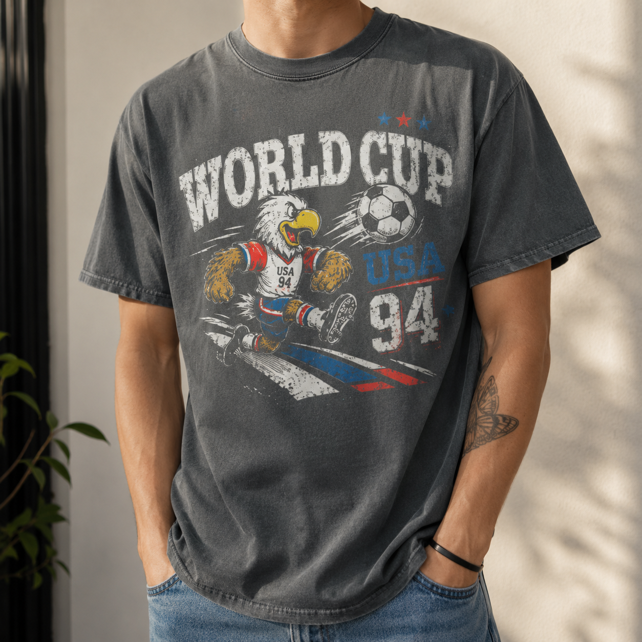 Vintage USA 94 Soccer Eagle Graphic Tee, Retro World Cup Football Shirt
