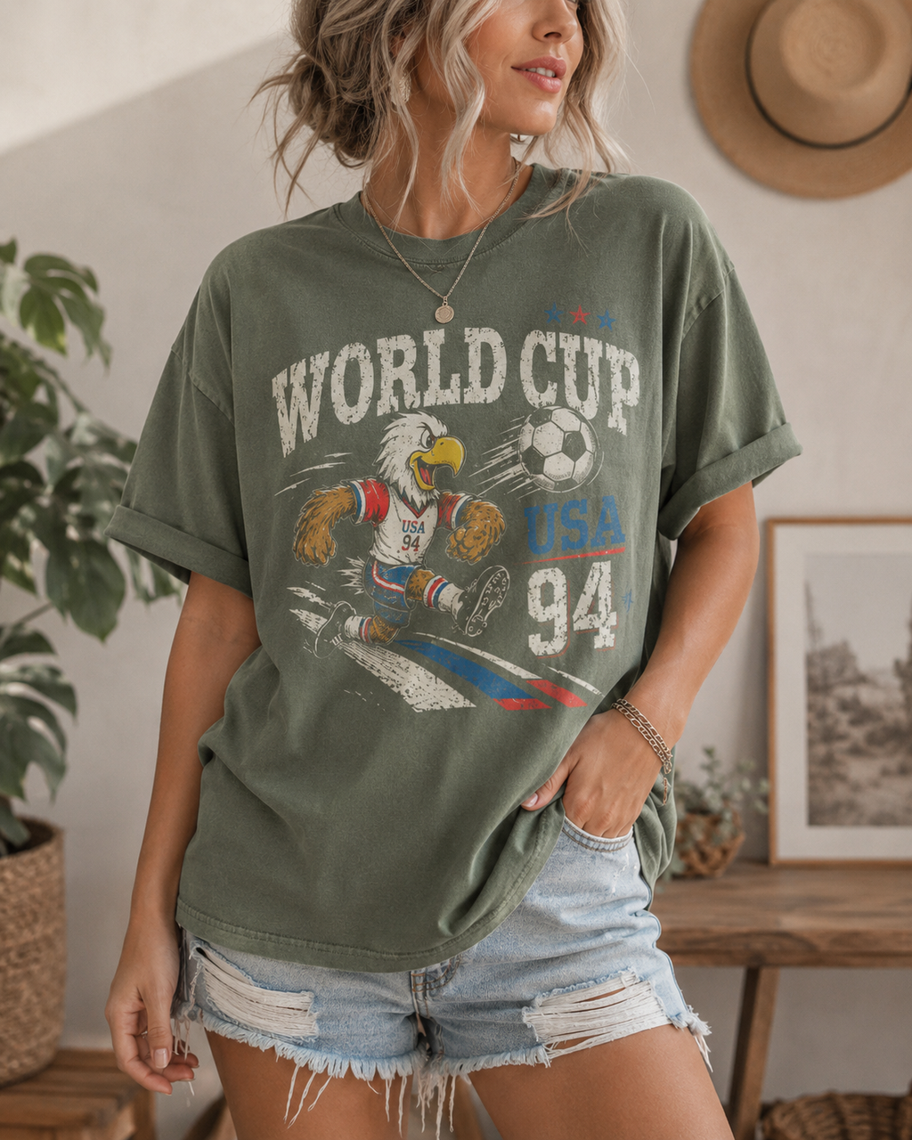 Vintage USA 94 Soccer Eagle Graphic Tee, Retro World Cup Football Shirt