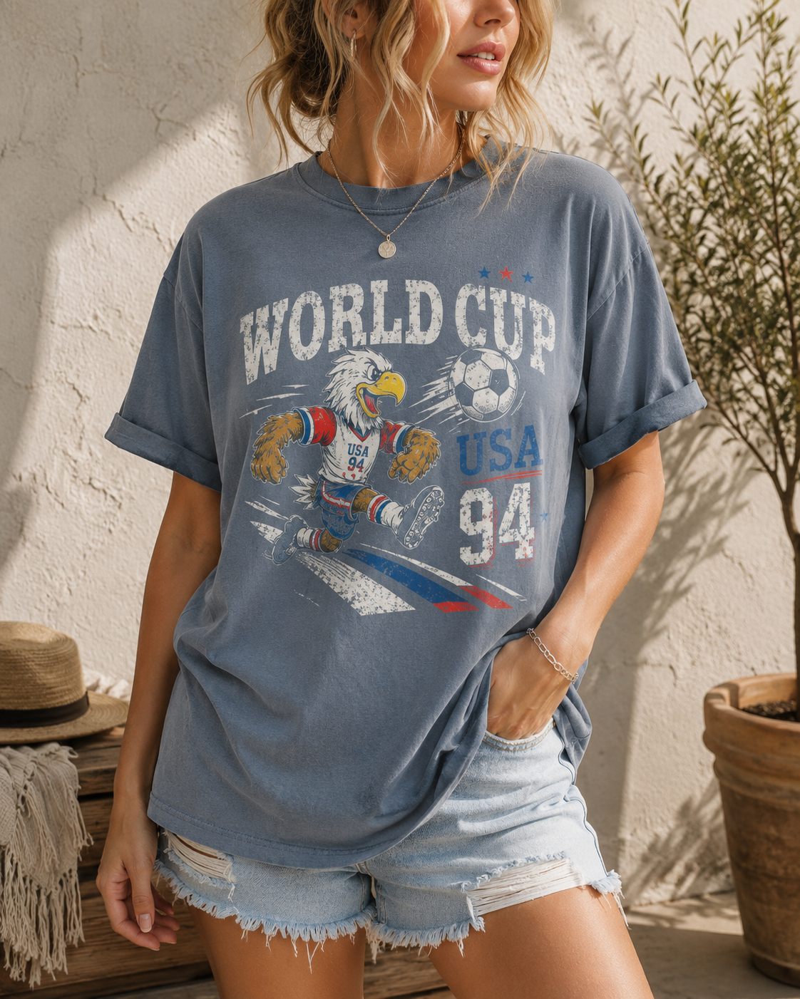 Vintage USA 94 Soccer Eagle Graphic Tee, Retro World Cup Football Shirt