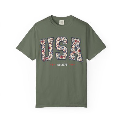 Floral USA Graphic Tee, Vintage Americana Comfort Colors Shirt, Retro Patriotic EST.1776